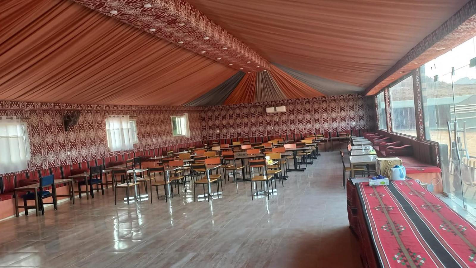 Al Raha Luxury Camp Hotell Wadi Rum Exteriör bild