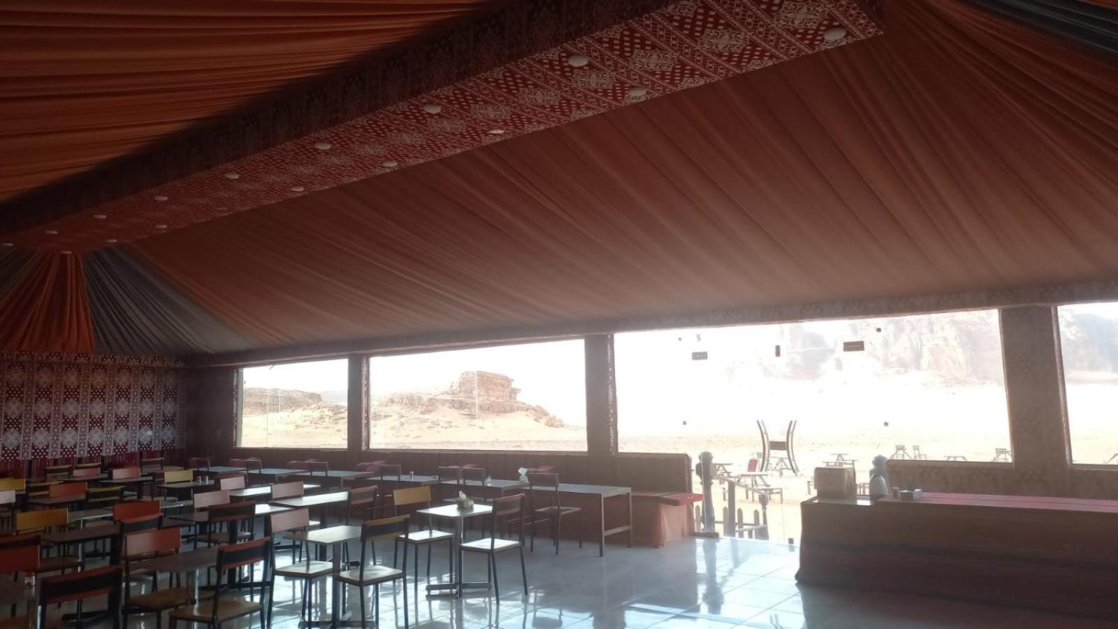 Al Raha Luxury Camp Hotell Wadi Rum Exteriör bild