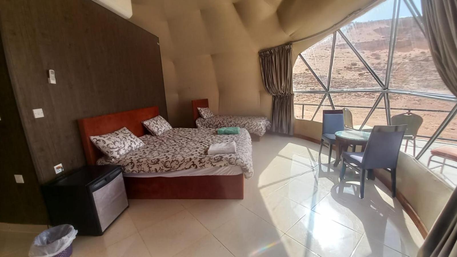 Al Raha Luxury Camp Hotell Wadi Rum Exteriör bild