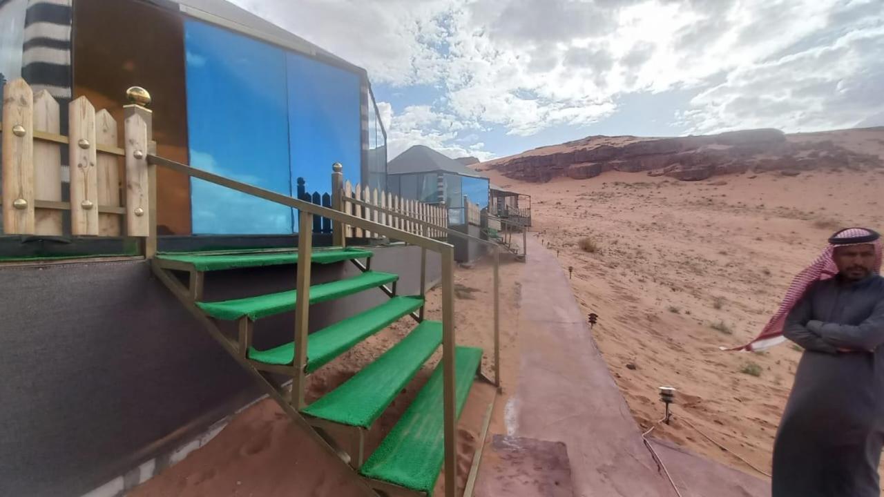 Al Raha Luxury Camp Hotell Wadi Rum Exteriör bild