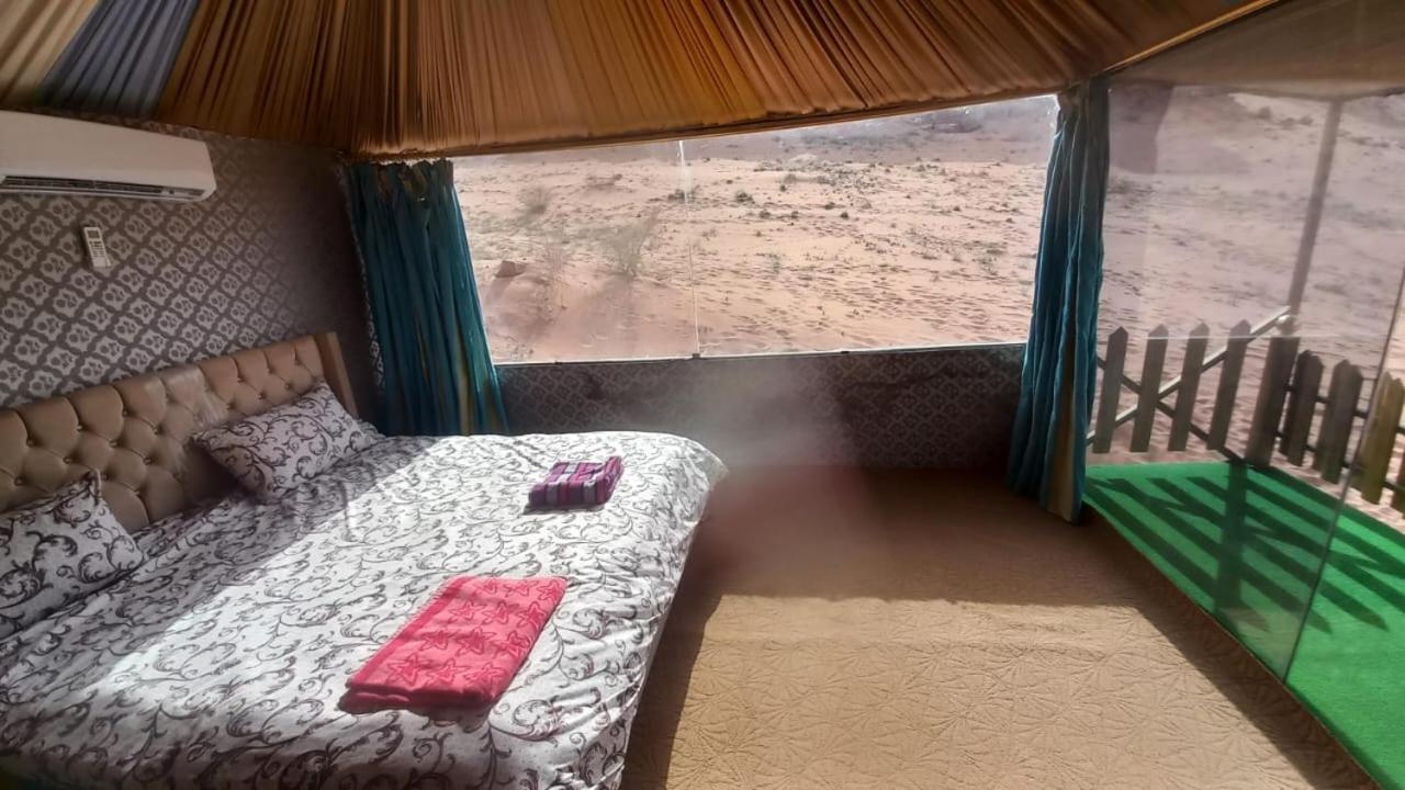 Al Raha Luxury Camp Hotell Wadi Rum Exteriör bild