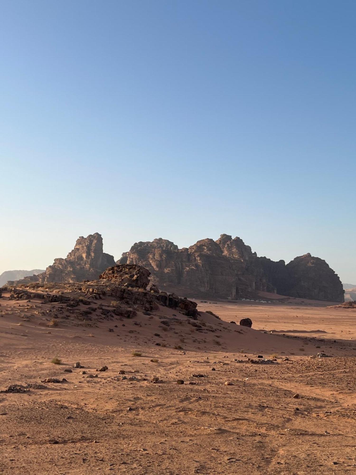 Al Raha Luxury Camp Hotell Wadi Rum Exteriör bild
